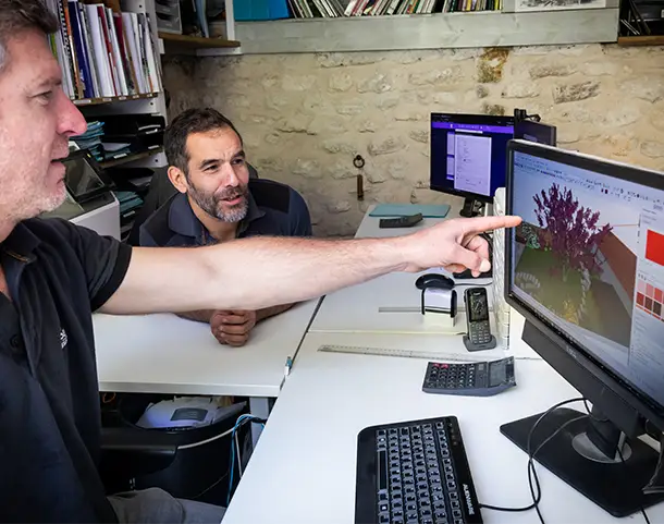 Travail d'équipe au bureau d'étude