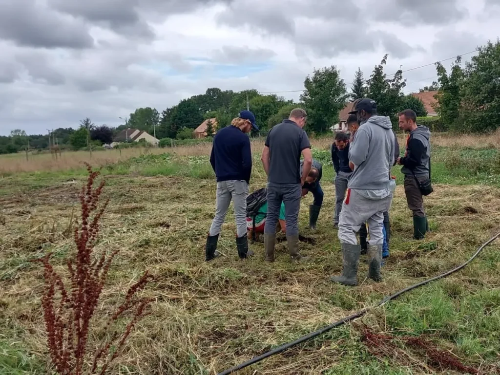 Sortie avec l'équipe chez un pépiniériste en fruitiers BIO Sortie avec l'équipe chez un pépiniériste en fruitiers BIO